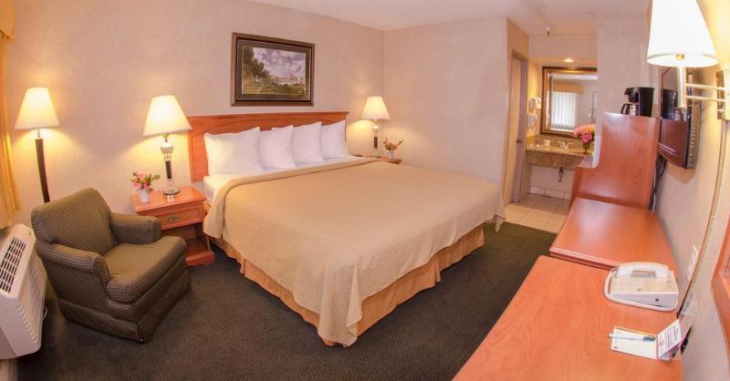 Inn Quality Airport Convention Center Ontario